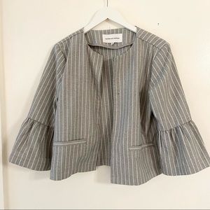 Cupcakes & Cashmere Grey Bell Sleeve Blazer